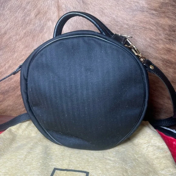 Round FENDI w/ dust bag - Picture 3 of 15